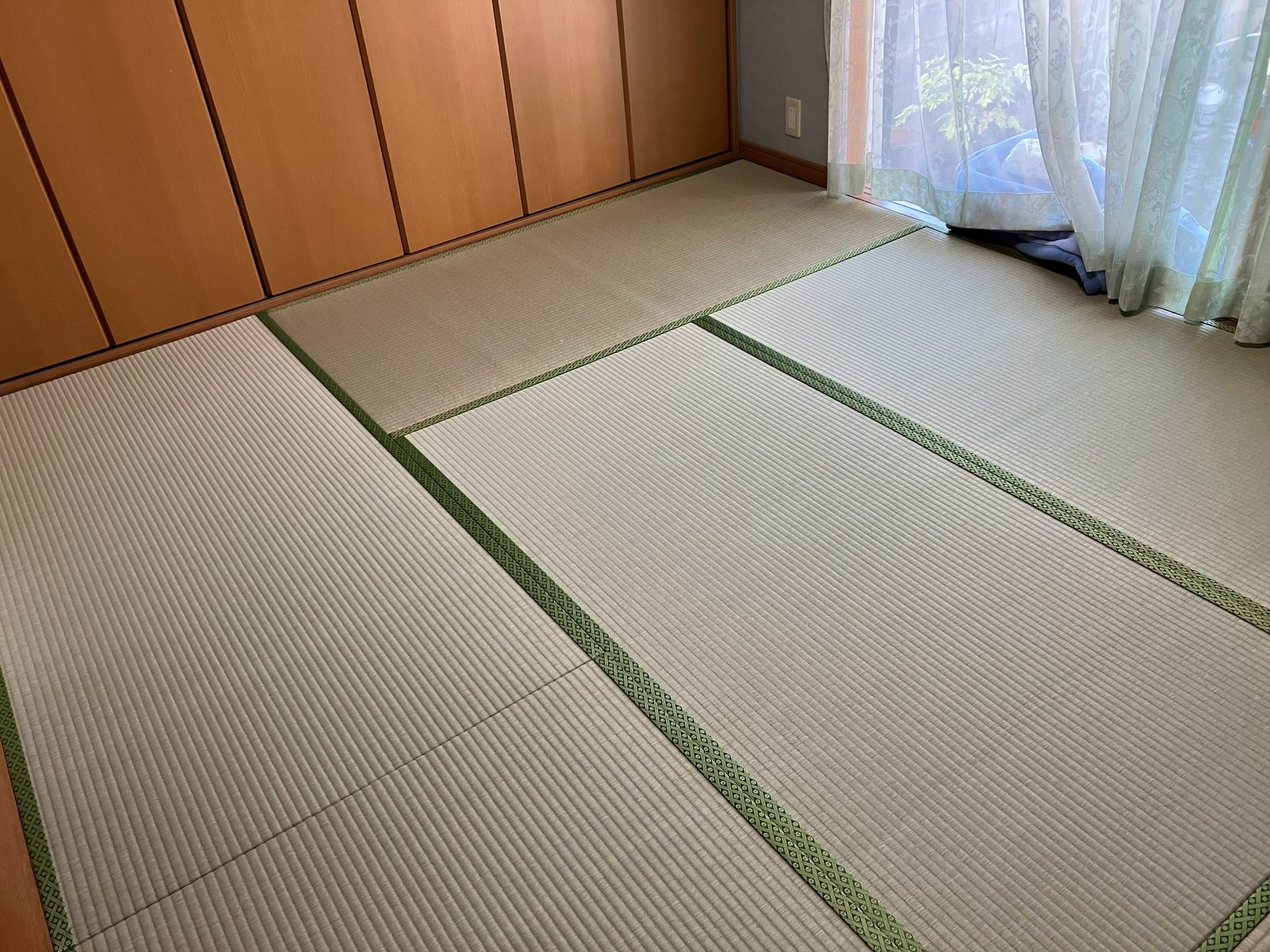 修繕後の和室。新しい畳表と縁に替わっている